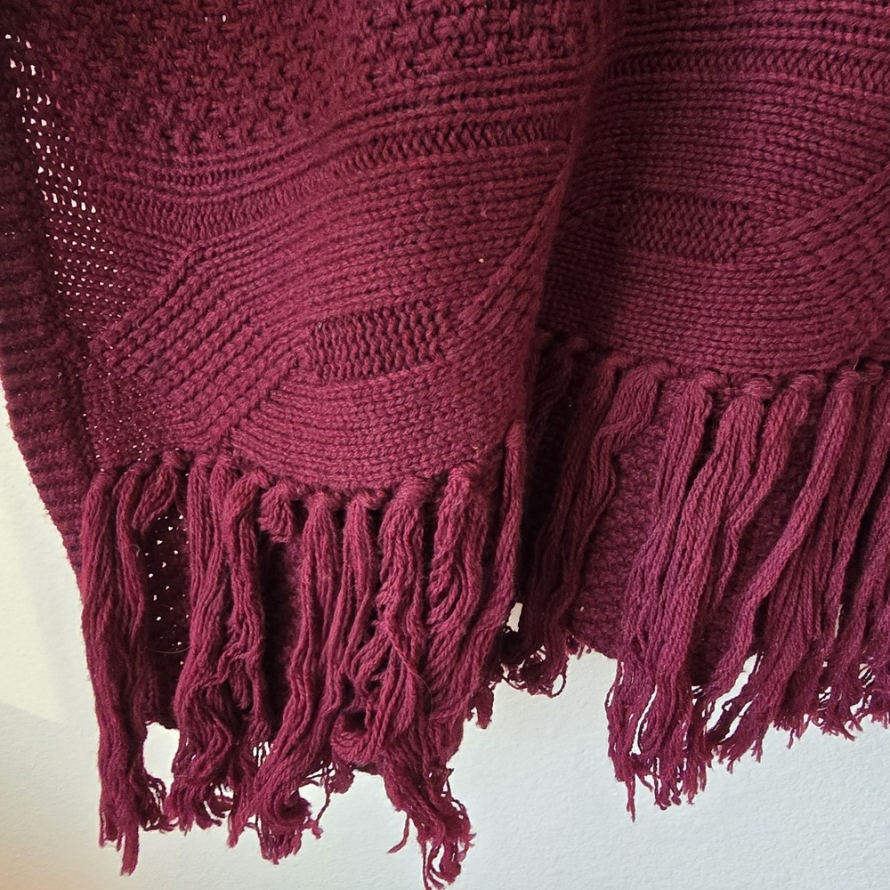 Coldwater Creek Womens OS Wine Red Knit Sweater Poncho Top Fringe Fall Cozy Boho - Picture 5 of 7